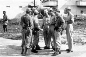 Begin juli 1961, gesprek v.d dag,c@rol,map251007.jpg