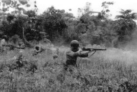 Carol/Koos Mansinam.jpg