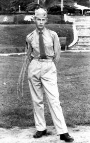 Andries Huizing Manokwari november 1960-1.jpg