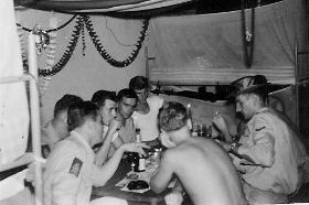 Dick vd Elshout Met de jaar wisseling 19611.jpg